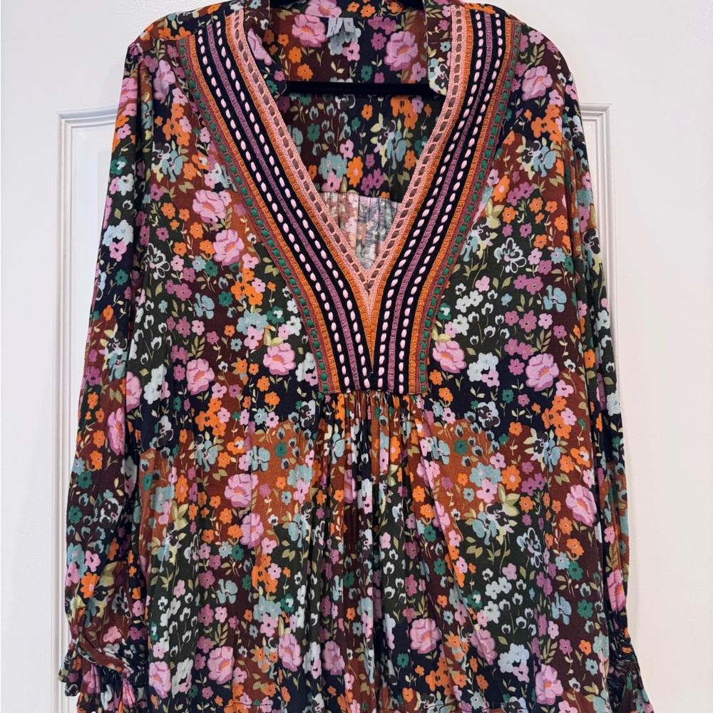 Bl^nk London x Anthropologie STEPHANIE Black Floral V-Neck Size 2X